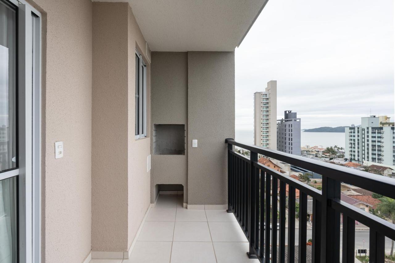 Apartamento Com Vista Mar, Ar-Condicionado, Wi-Fi Condominio Com Piscina, Quadra De Esportes Playground Infantil A 15 Minutos Do Beto Carreiro Piçarras Buitenkant foto
